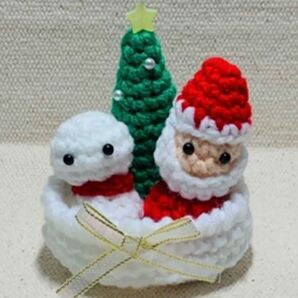 ミニミニクリスマス　サンタさんと雪だるまさん