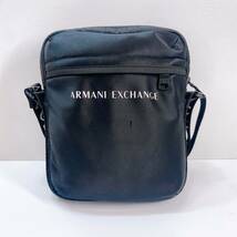 355☆中古☆ ARMANI EXCHANGE アルマーニエクスチェンジ ショルダーバッグ ブラック ポシェット ポーチ 斜め掛け メンズ レディース 現状品_画像2