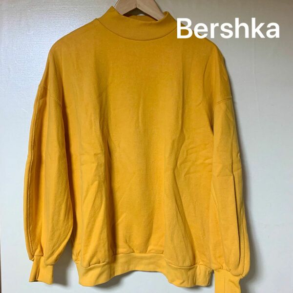 【Bershka】マスタードカラー 裏起毛トレーナー スウェット