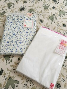 新品★ユニクロヒートテックタートルネックTシャツと綿100%の小花柄タートルネックTシャツのセット　100センチ