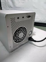 管1（通電確認、中古現状、即発送）PROMISE TECHNOLOGY Pegasus R4 NAS ネットワーク　HDD1TBｘ４個_画像6