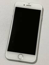 SIMフリー iPhone7 32GB Silver シムフリー アイフォン7 シルバー docomo softbank au UQ アイフォーン 本体 SIMロックなし A1779 MNCF2J/A_画像2