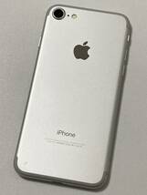 SIMフリー iPhone7 32GB Silver シムフリー アイフォン7 シルバー docomo softbank au UQ アイフォーン 本体 SIMロックなし A1779 MNCF2J/A_画像3