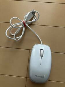 【 即決 】東芝 M-U0019-O USB光学式 レーザーマウス 送料込 匿名配送