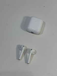 Apple AirPods 第二世代 A1938 A2031 A2032 Bluetooth ワイヤレス イヤホン イヤフォン USED 中古 (R510A21