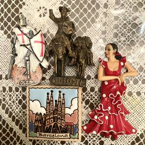  Spain kitchen magnet flamenco saglada Familia ..toredo secondhand goods Don ki horn te together set knight middle . armour 