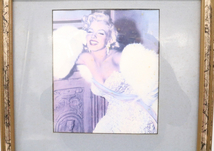 【ト滝】超レア 美品 Marilyn Monroe マリリン・モンロー 直筆サイン 95/100 写真 額付き サイズ32×40㎝ DS543DEW19_画像2