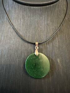 R-097.. pendant necklace natural stone green jpy . amulet feng shui 