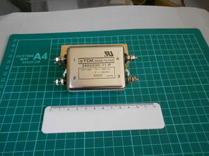 TDK ZAG2220-11-P AC250V 20A NOISE FILTER 取り外し品 ジャンク品