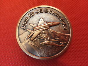航空自衛隊　小松基地　記念メダル　ブロンズ色　直径約4cm 約36g　中古　