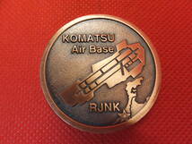 航空自衛隊　小松基地　記念メダル　ブロンズ色　直径約4cm 約36g　中古　_画像5