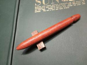 木製ボールペン（花梨太径、銘木無垢、ペン受付属、芯0.7mm）