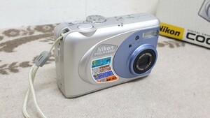 【通電確認済み】デジタルカメラ ニコン クールピクス E2000 単3電池 コンパクトフラッシュNikon COOLPIX デジカメ 八王子市 引き取りOK