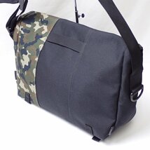 ★TIMBUK2/ティンバックツー メッセンジャーバッグ S/ブラック×カモフラ柄/迷彩/斜め掛けOK/ショルダーバッグ/おまけ付き&1789000072_画像2