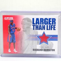 ☆1円 美品 skybox リチャード・ハミルトン トレカ 2枚/Autographics AG-RH/LARGER THAN LIFE/ピストンズ/NBA/バスケ&1559100147_画像4