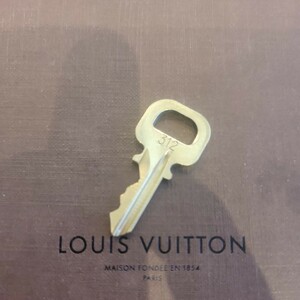 美品 Louis Vuitton パドロック カデナ 南京錠 ルイヴィトン 鍵 ゴールド 　番号　312　送料63円～