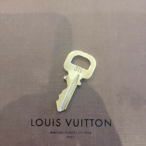 美品 Louis Vuitton パドロック カデナ 南京錠 ルイヴィトン 鍵 ゴールド 　番号　311　送料63円～