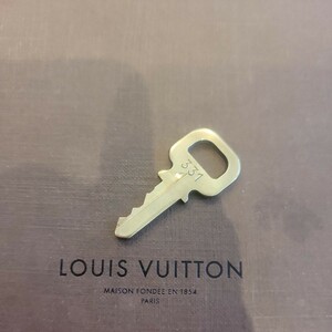 美品 Louis Vuitton パドロック カデナ 南京錠 ルイヴィトン 鍵 ゴールド 　番号　331　送料63円～