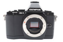 ★超美品★ オリンパス OLYMPUS OM-D E-M5 ブラック ボディ ショット数3,259枚 #16220T_画像3