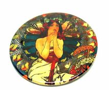 ミュシャ　缶バッジ　モナコ・モンテカルロ　Alfons Maria Mucha　アルフォンス・ミュシャ　グッズ_画像1