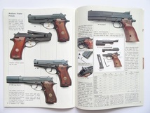 洋書◆ベレッタの拳銃やライフルの写真集 本 カタログ M92ほか_画像8
