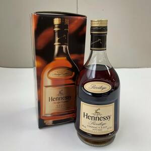 B8034(122)-122/IK4000　酒　Hennessy　V.S.O.P　COGNAC　ヘネシー　コニャック　ブランデー　40％700ml　箱付き