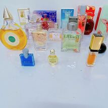 11Y2 【1円~】香水 大量まとめ Dior/NINA RICCI/GUCCI 他 _画像6