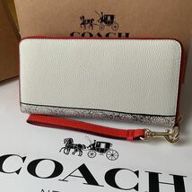 ☆【COACH】 Disney X Keith Haring x ディズニー x キースヘリング コラボ 財布 ☆_画像2