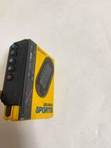 動作未確認SONY SPORTS WM-F75 ソニー walkman カセットプレーヤー ウォークマン ラジオ_画像5