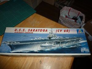 1/720　USS サラトガ CV-60 イタレリ アメリカ海軍 フォレスタル級航空母艦 SARATOGA