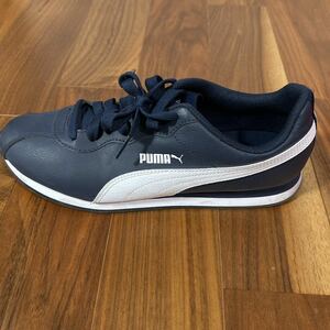 PUMA レザースニーカー　US10 28cm 極美品