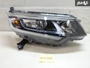 【点灯OK】HONDA ホンダ 純正 GB5 フリード 右 右側 運転席側 LED ヘッドライト ランプ レンズ STANLEY W2172 即納 在庫有 要補修 棚13-2