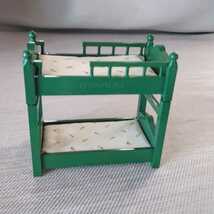 中古品◆シルバニアファミリー　緑の家具【旧式　敷布団付き　二段ベッドセット】◆元箱無_画像5