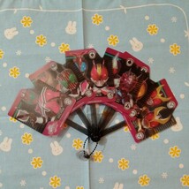 仮面ライダー ディケイド 扇子 平成ライダー 中古美品 せんす センス 団扇 うちわ クウガ アギト 龍騎 555 ブレイド 響鬼 カブト 電王 キバ_画像3