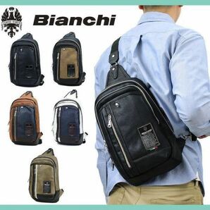 ☆ 最安値 ボディバッグ ビアンキ Bianchi 2ルーム 男女兼用 正規品 ショルダーバッグ 斜めがけバッグ TBPI 12 ボディバック ネイビー ☆