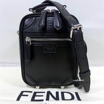 国内正規品 22SS 美品 FENDI フェンディ クロスボディー ミニトローリーバッグ ショルダーバッグ レザー 2way 黒 ブラック 純正保存袋_画像1