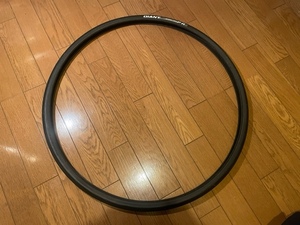 GIANT　P-R3　700‐25C　一本