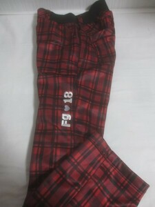 ▼女パンツ▼311▼未着FILA GOLF パンツ/Ｍ/赤黒チェック/裏起毛/刺しゅう・ラバープリント