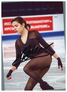 △　エフゲニア・メドベージェワ Evgenia Medvedeva フィギュアスケート選手　2L判　サイン写真　COA簡易証明書付