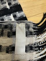 BURBERRY　バーバリー　マフラー　メリノウール90% カシミア10％　グレー系　ラメ入り　送料無料!!!_画像6