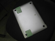 ジャンク品!!APPLE MacBook Air A1466 EMC2632 C009_画像4