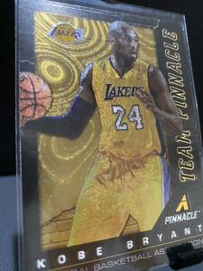 KOBE BRIANT / LeBRON JAMES auto NBAカード　PANINI 八村塁　レイカーズ　サインカード