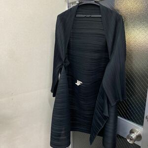 11273 PLEATS PLEASE ISSEY MIYAKE 長袖 変形 カーディガン ショール　2way ショールカラーサイドスリットボレロサイズ3