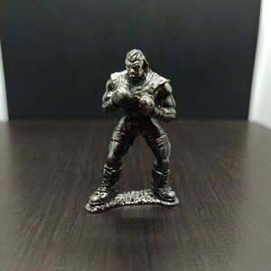  Street Fighter baison metal figure die-cast metal 