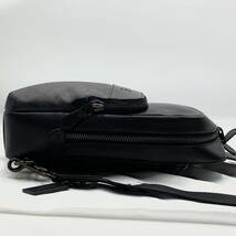 1円【現行/新品未使用】COACH コーチ ゴッサム メンズ ボディバッグ ショルダーバッグ ウエストポーチ 斜め掛け シグネチャー レザー 黒_画像4