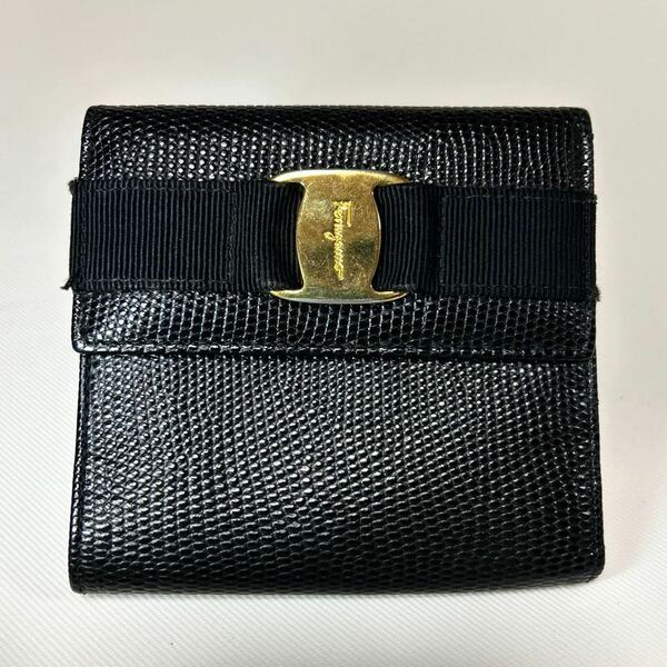 ◆Ferragamo フェラガモ ヴァラリボン◆　折り財布　リザード　がま口　小銭入れ有　ブラック　MADE IN ITALY 【USED】1122