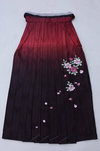 cherry★y2792lz★卒業の思い出作り★訳アリ★着用可★卒服コレクション★女性 袴★卒業式★はかま★赤系 刺繍 ぼかし【中古品/ポリ】