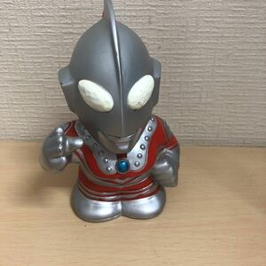 希少【ウルトラマンゾフィーソフビ貯金箱】1998年当時品