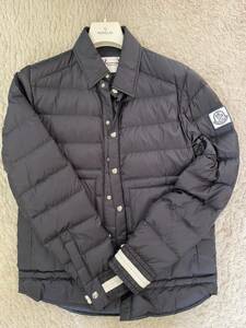 Чрезвычайно красиво Moncler Gum Blue Down Down 0 Размер 0