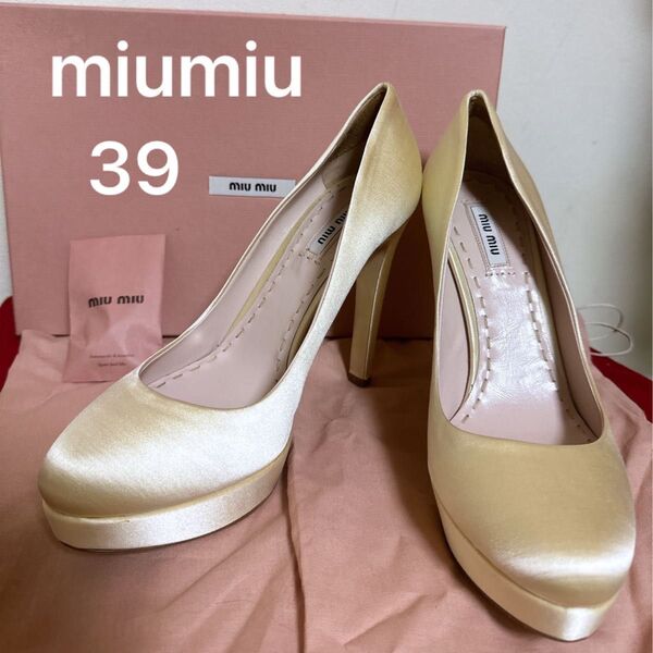【期間限定セール】MIU MIU サテン シャンパン ゴールド ラウンドトゥ パンプス 39 未使用 美品